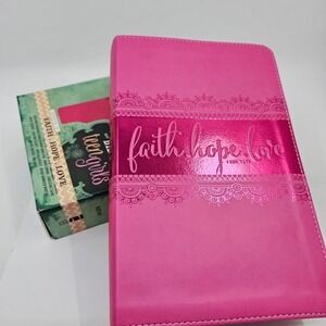 Personalized NIV, Bible for Teen Girls, Leathersoft, Pink, Printed Page Edges: